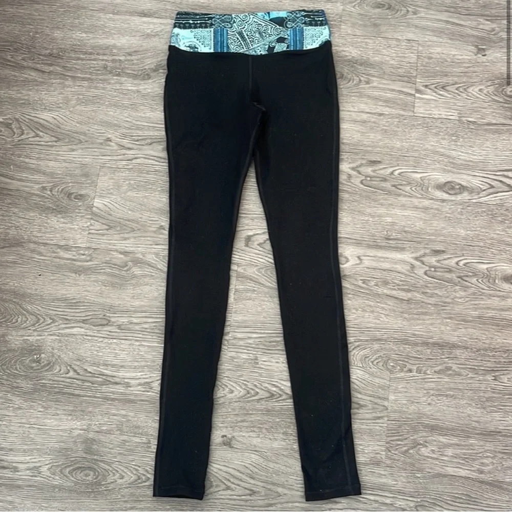 Joriki Yoga Cotton Legging with UV Protection - Picture 2 of 5